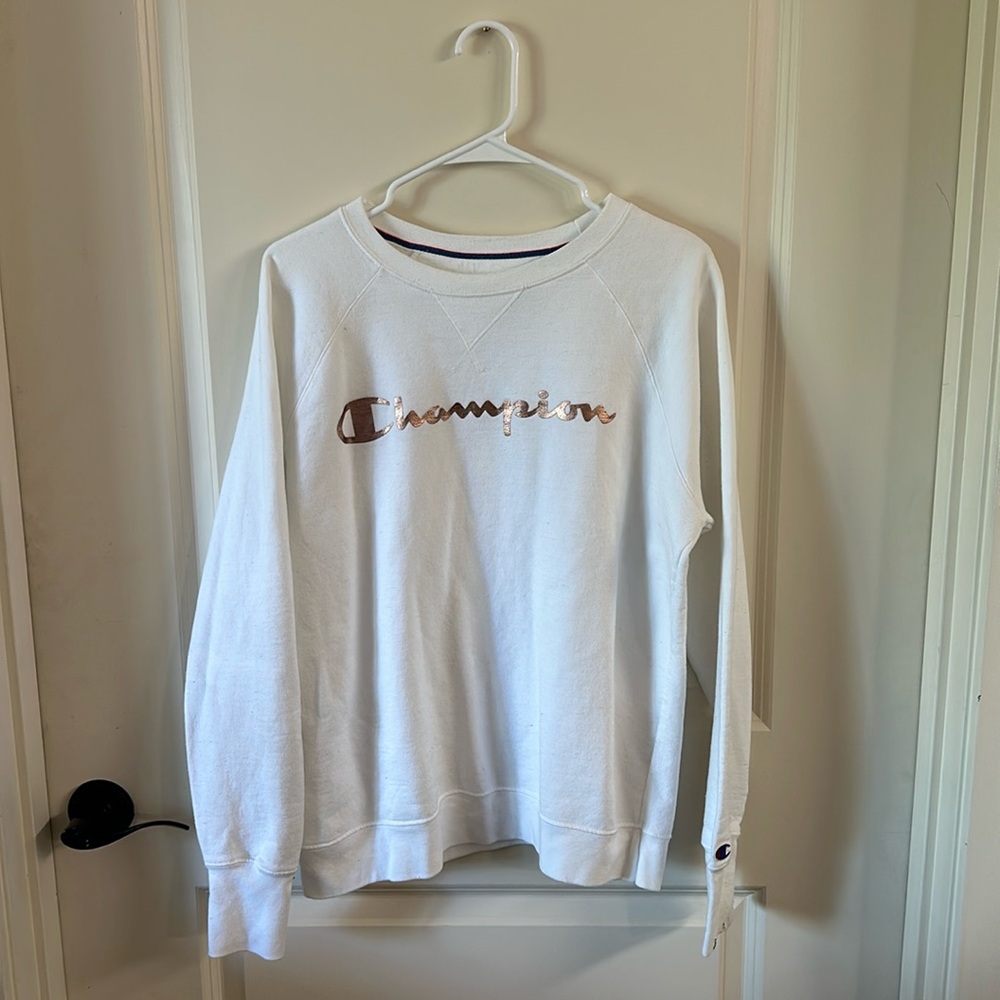 Women’s large champion sweatshirt